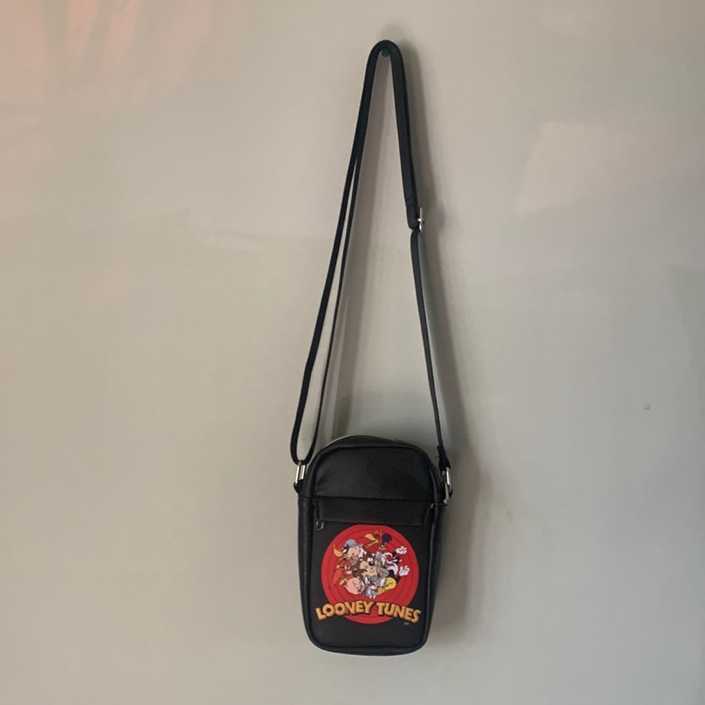 Buckle down Looney Tunes crossbody purse